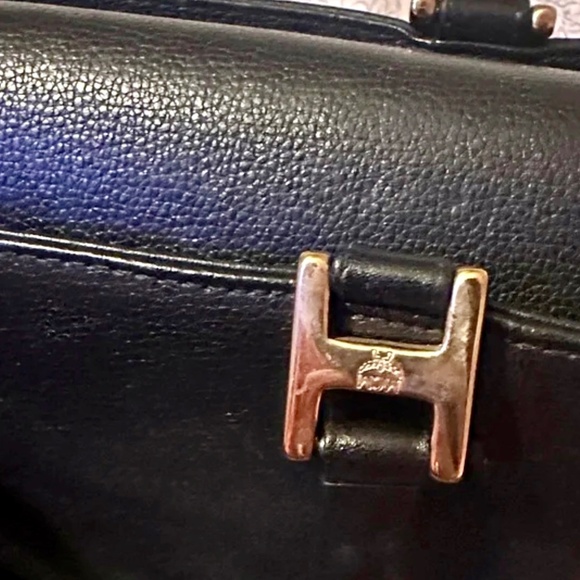 MCM GERMANY Vintage Studded Bucket Bag in Black And Gold - Picture 14 of 16